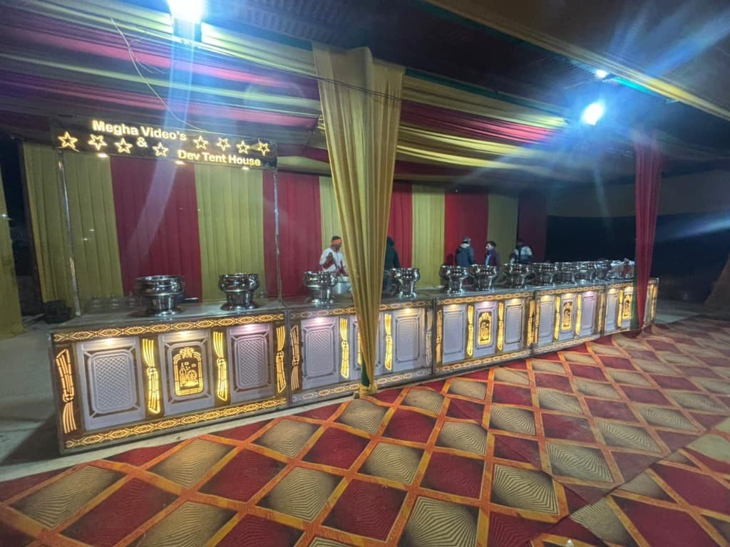 CATERING